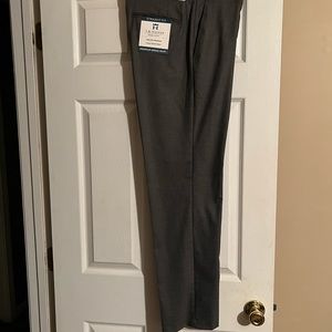 Haggar Dress Pant, 32Wx32L, straight fit, med gray, NWT